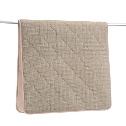 moisture absorbing pad